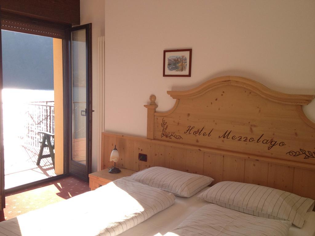 Albergo Mezzolago Luaran gambar