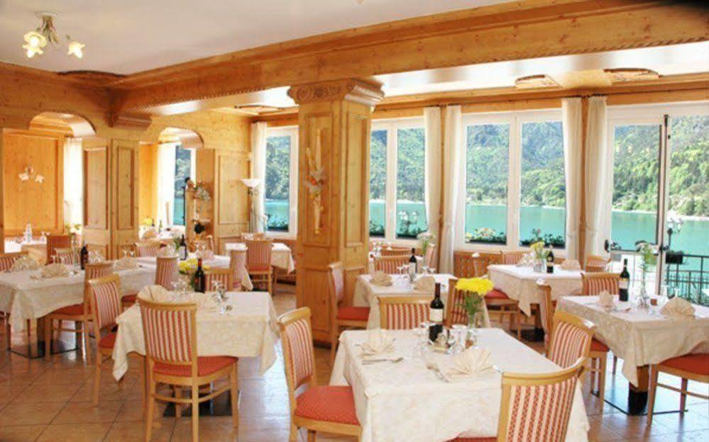 Albergo Mezzolago Luaran gambar