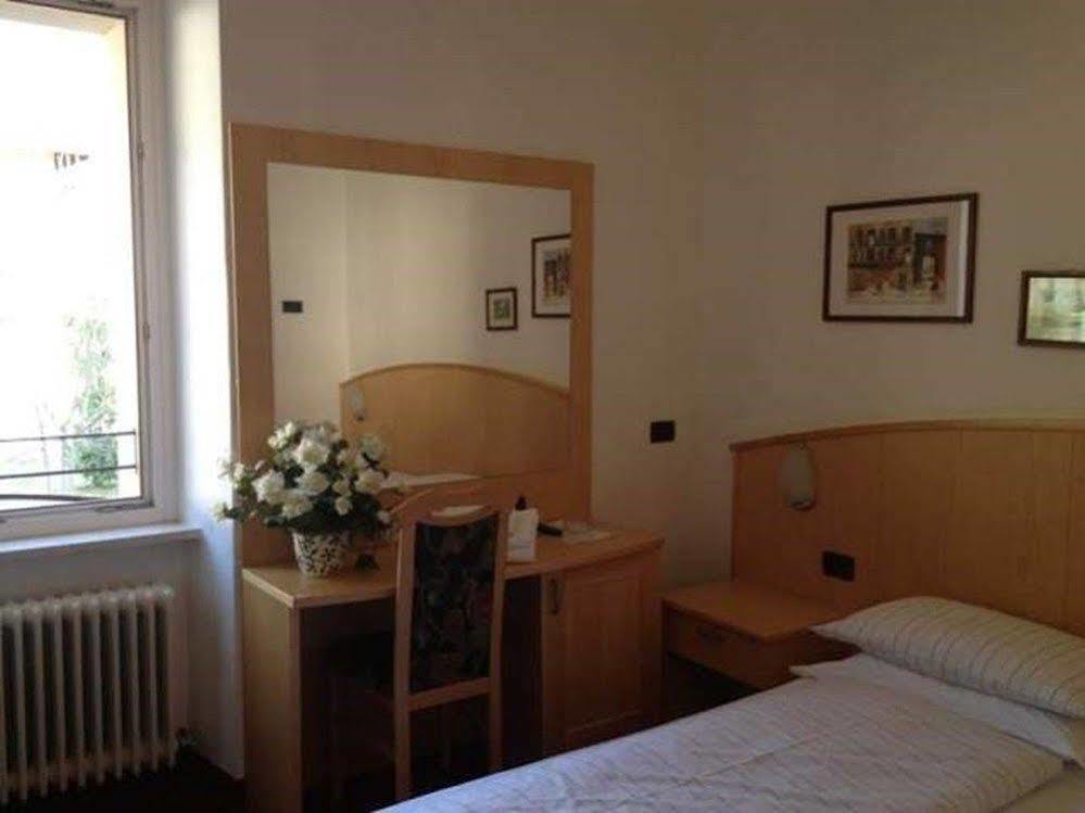 Albergo Mezzolago Luaran gambar