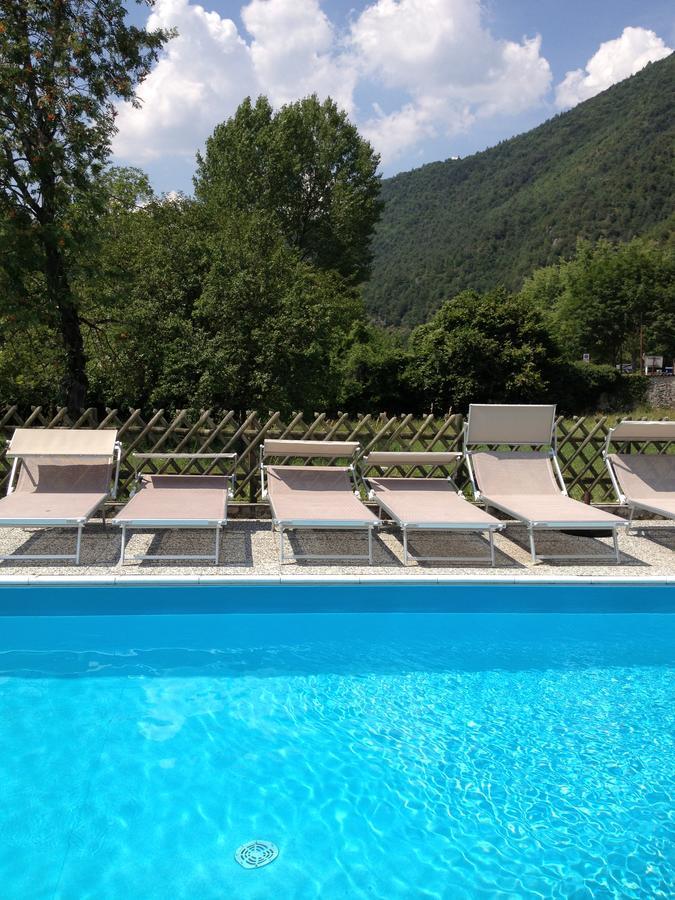 Albergo Mezzolago Luaran gambar